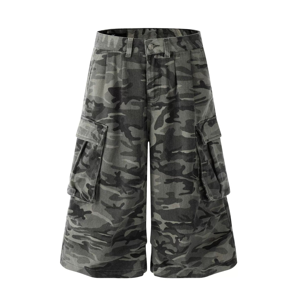 Fashion camouflage shorts